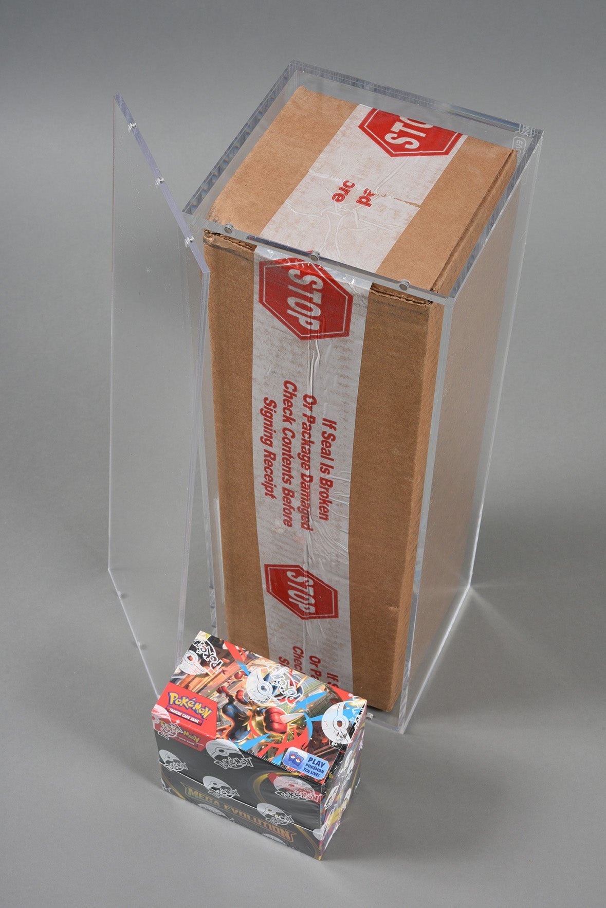 EVORETRO Magnetic Acrylic Display Case for Sealed Case of 6 English Booster Boxes (Special Order)